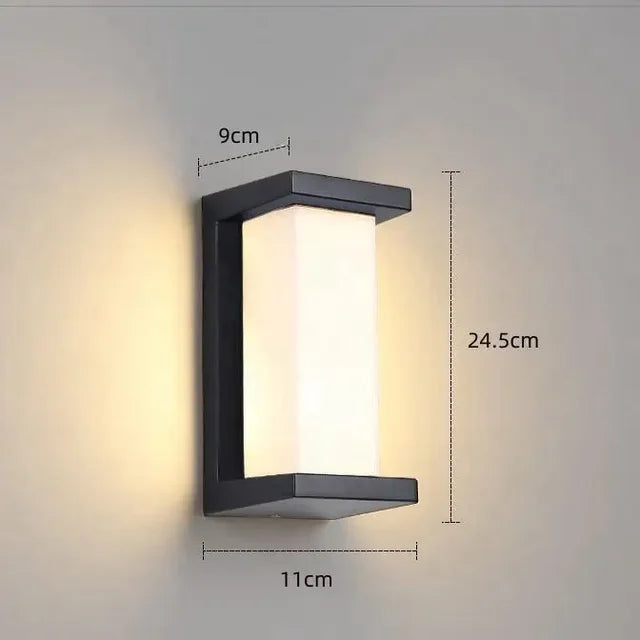 Variant image for Bewegungsaktivierte Außenwandleuchte mit LED und IP65 Wasserschutz – Schwarz-9
