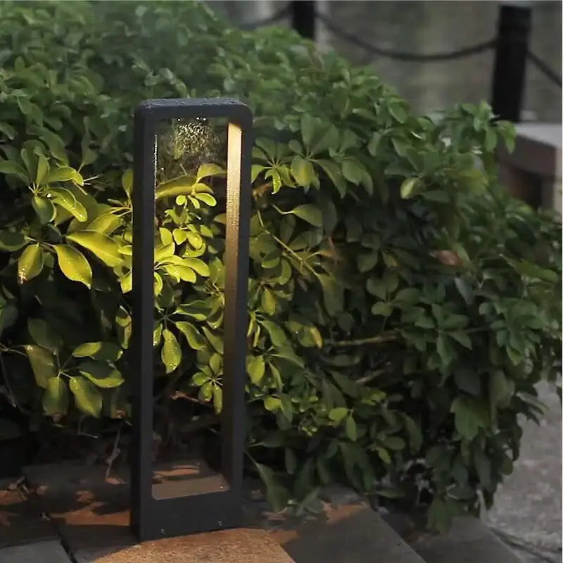 PathGlow – Wasserdichte Pollerleuchte Außen für Stilvolle Gartenbeleuchtung
